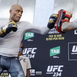 Anderson Silva shows off his striking at UFC 234 workouts.