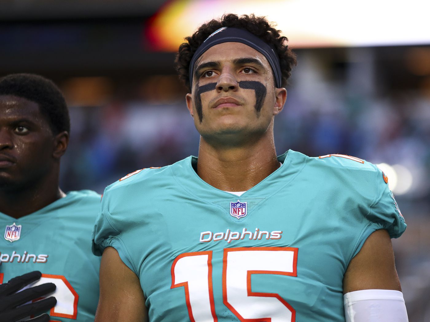 Dolphins' Jaelan Phillips back in L.A. after retiring at UCLA