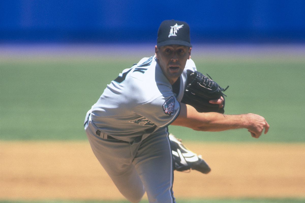 Kevin Brown #27 of the Florida Marlins pitches against the New York Mets during a Major League Baseball game circa 1997 at Shea Stadium