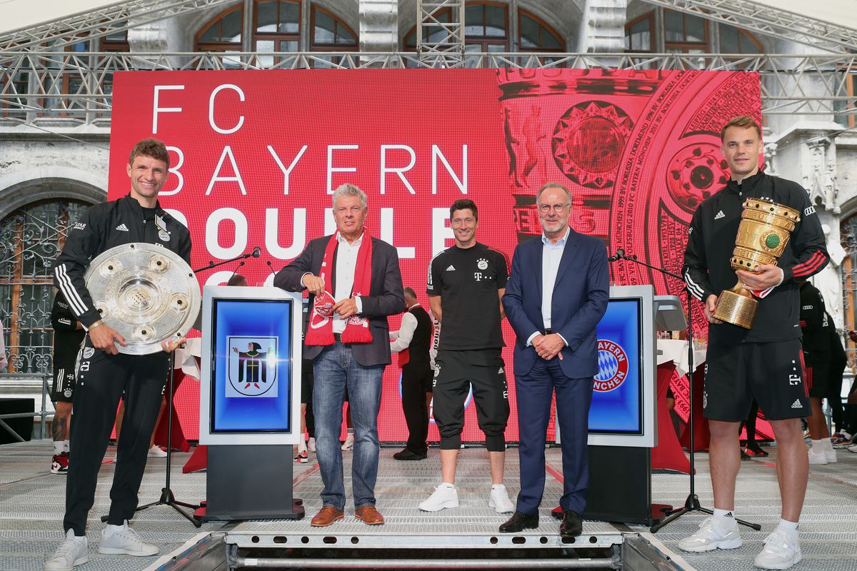 FC Bayern Muenchen Town Hall Reception