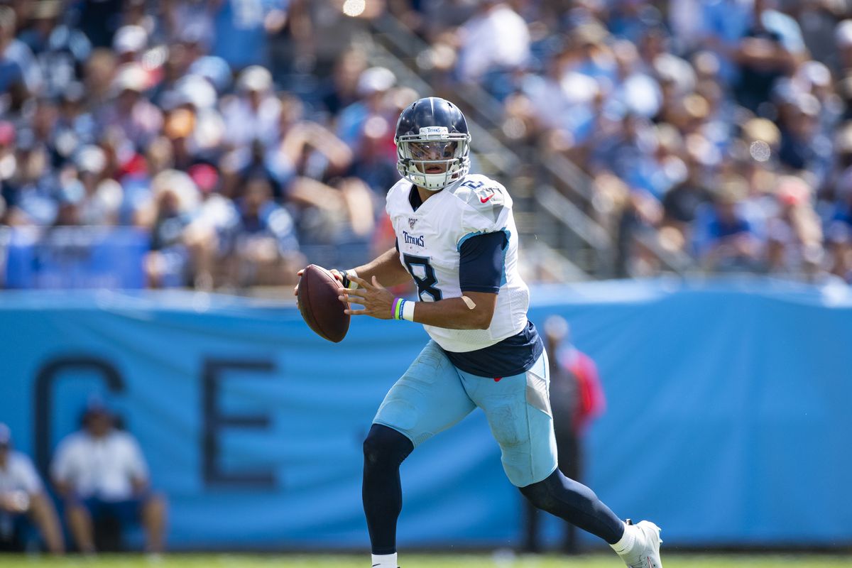 Marcus Mariota of the Tennessee Titans runs with the ball during the fourth quarter against the Indianapolis Colts at Nissan Stadium on September 15, 2019 in Nashville, Tennessee.