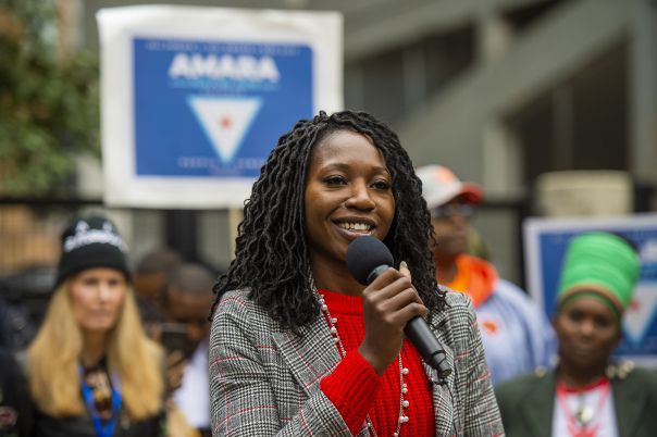 Amara Enyia a candidate for Mayor of Chicago, speaks to the crowd and the media during a rally in downtown Chicago, Saturday, Oct. 27, 2018. | Tyler LaRiviere/Sun-Times