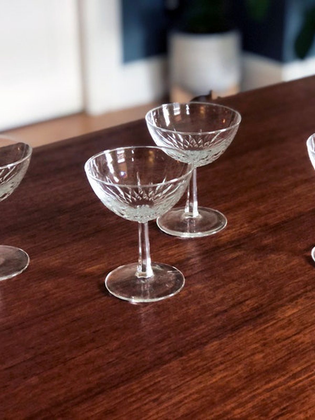 Four vintage Champagne coupes