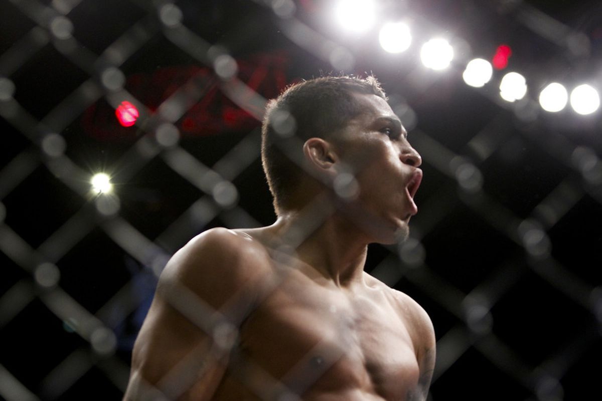 Photo of Anthony Pettis by Esther Lin for MMA Fighting