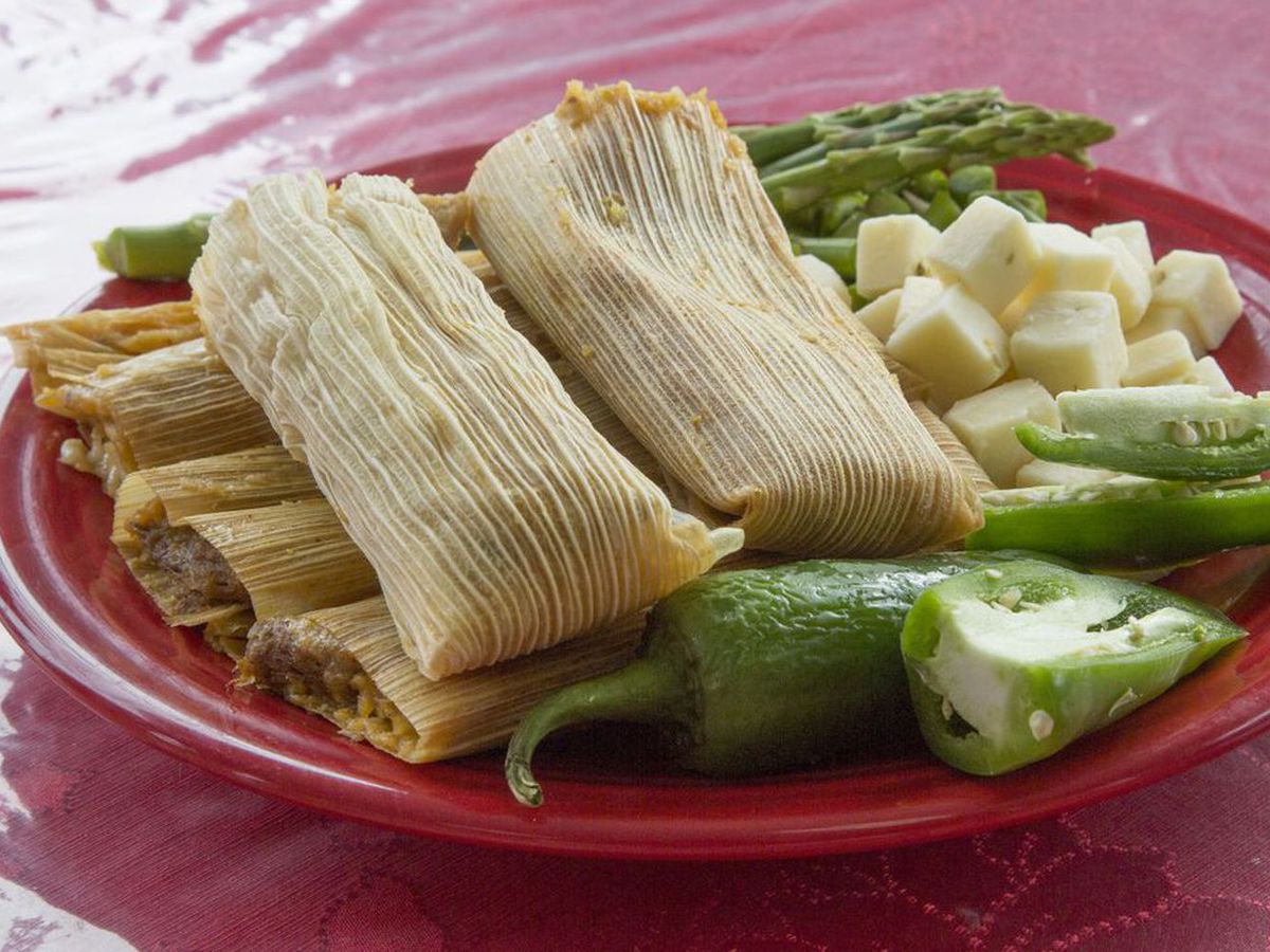 A plate of tamales at Los Hernandez Tamales.