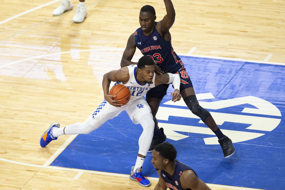 NCAA Basketball: Auburn at Kentucky