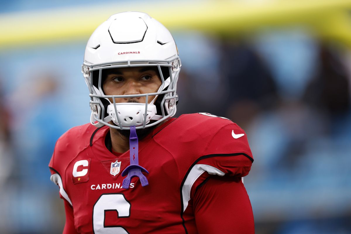 Running back James Conner #6 of the Arizona Cardinals looks on prior to the first half of their game against the Carolina Panthers at Bank of America Stadium on October 02, 2022 in Charlotte, North Carolina.