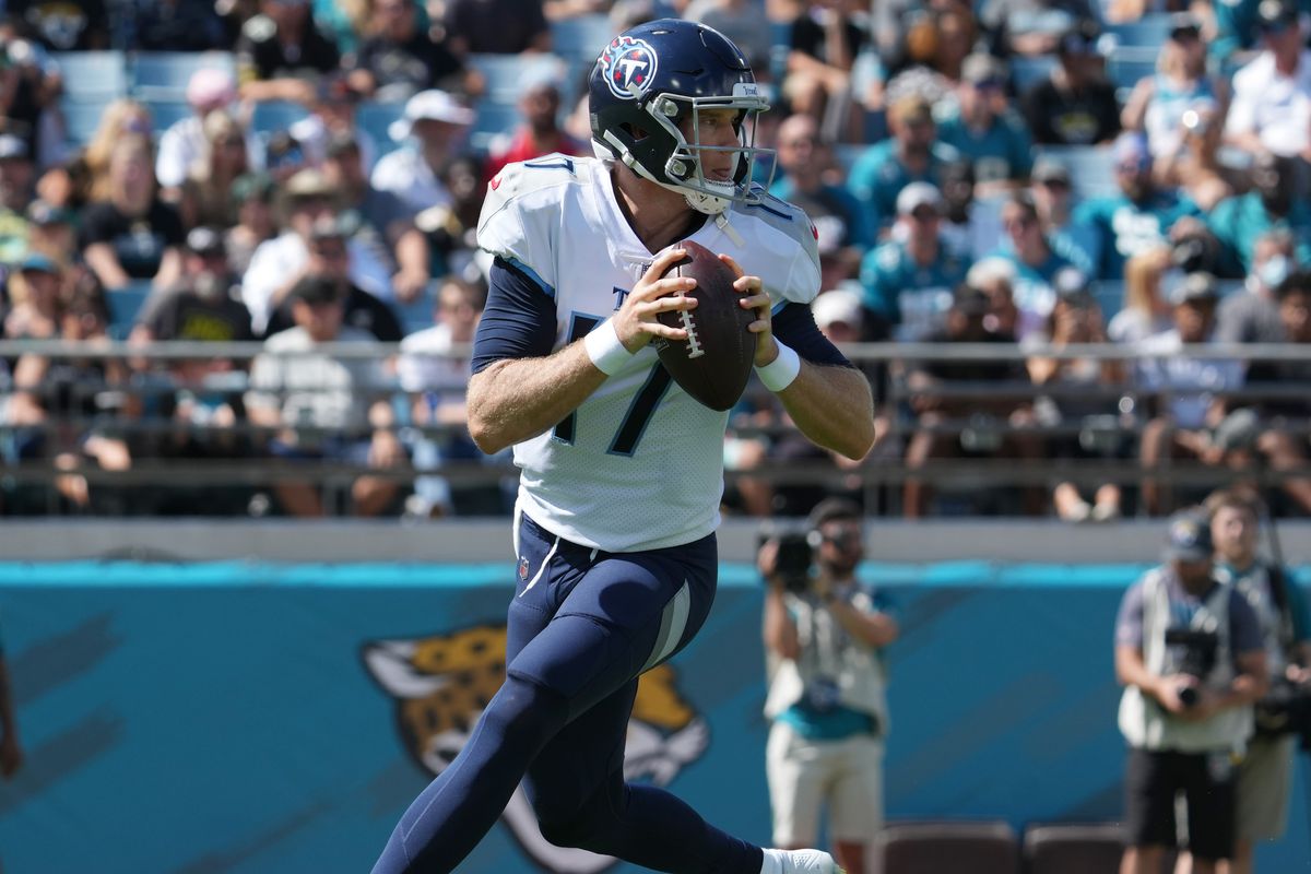 Ryan Tannehill #17 of the Tennessee Titans in action against the Jacksonville Jaguars at TIAA Bank Field on October 10, 2021 in Jacksonville, Florida.