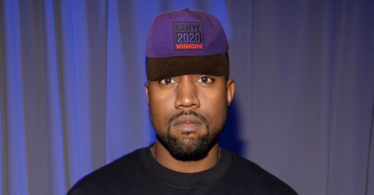 Si dice che Kanye West abbia fatto causa a Walmart, accusando il marchio di aver fatto a pezzi Easy Foam Runner