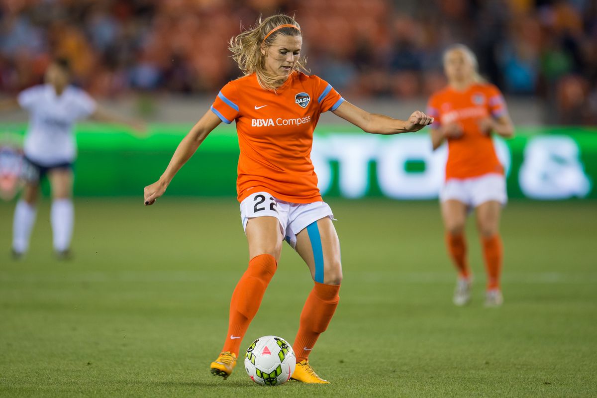 The Dash backline takes another hit with the loss of Steph Ochs due to injury. 