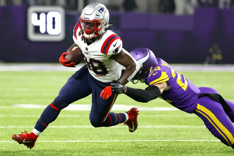 NFL picks today: Player prop bets for Bills vs. Patriots on Week 13 Thursday Night Football