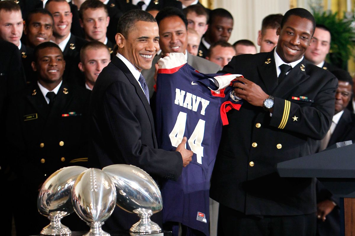 Obama Presents Commander In Chief Trophy To U.S. Naval Academy