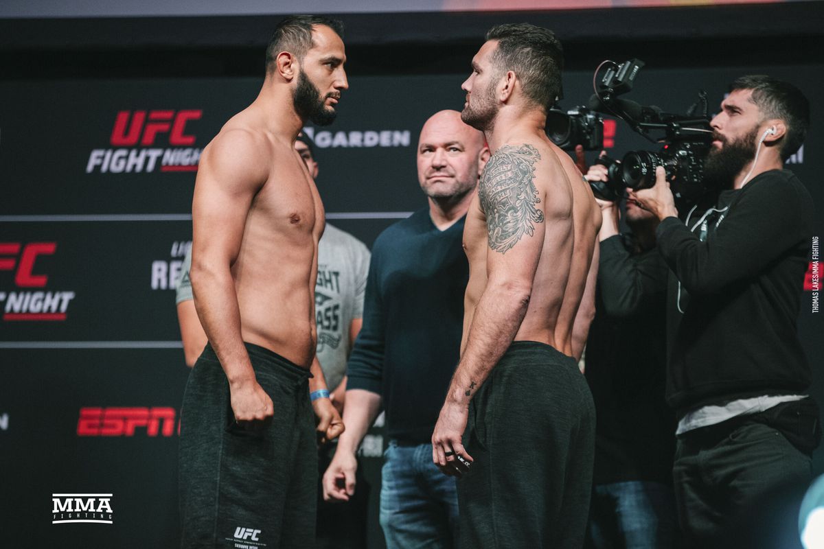Dominick Reyes and Chris Weidman face off