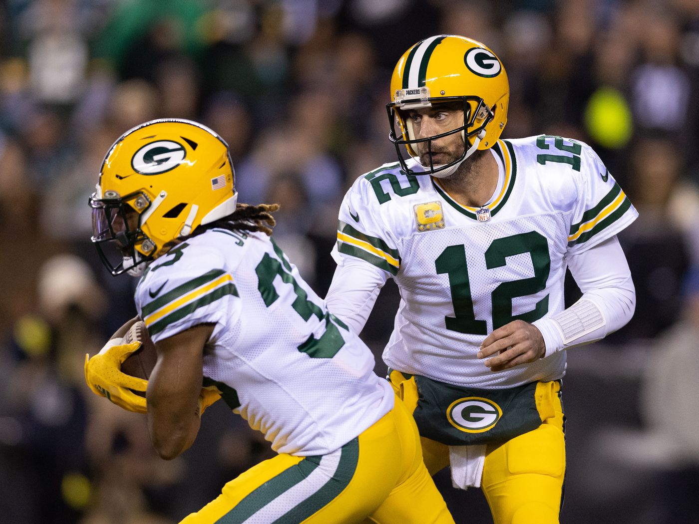 Rodgers plans to play for Jets in 2023, awaits Packers' move