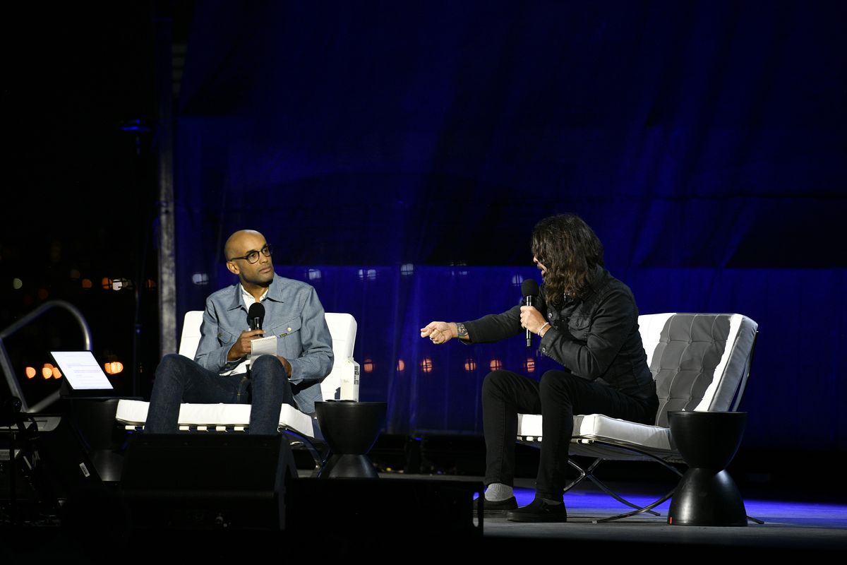 The 2021 New Yorker Festival - Dave Grohl Talks With Kelefa Sanneh &amp; Performs