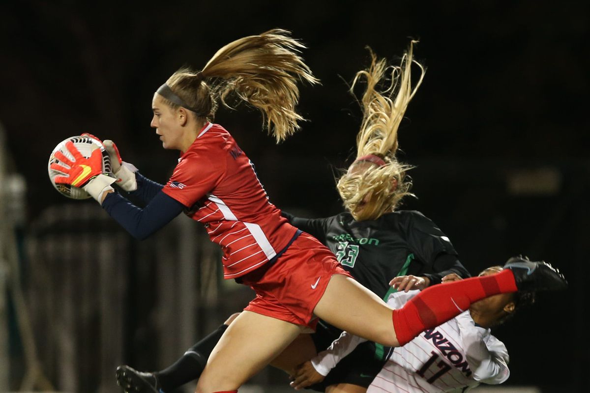 arizona-wildcats-soccer-hope-hisey-named-pac-12-scholar-athlete-of-the-year