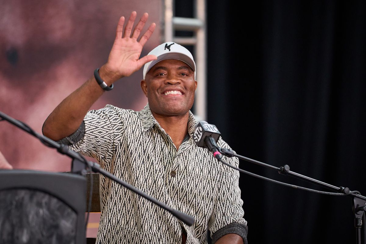 Anderson Silva waves to fans as a Q&amp;A starts during a press conference at Gila River Arena. Boxing Jake Paul Vs Anderson Silva Boxing Press Conference