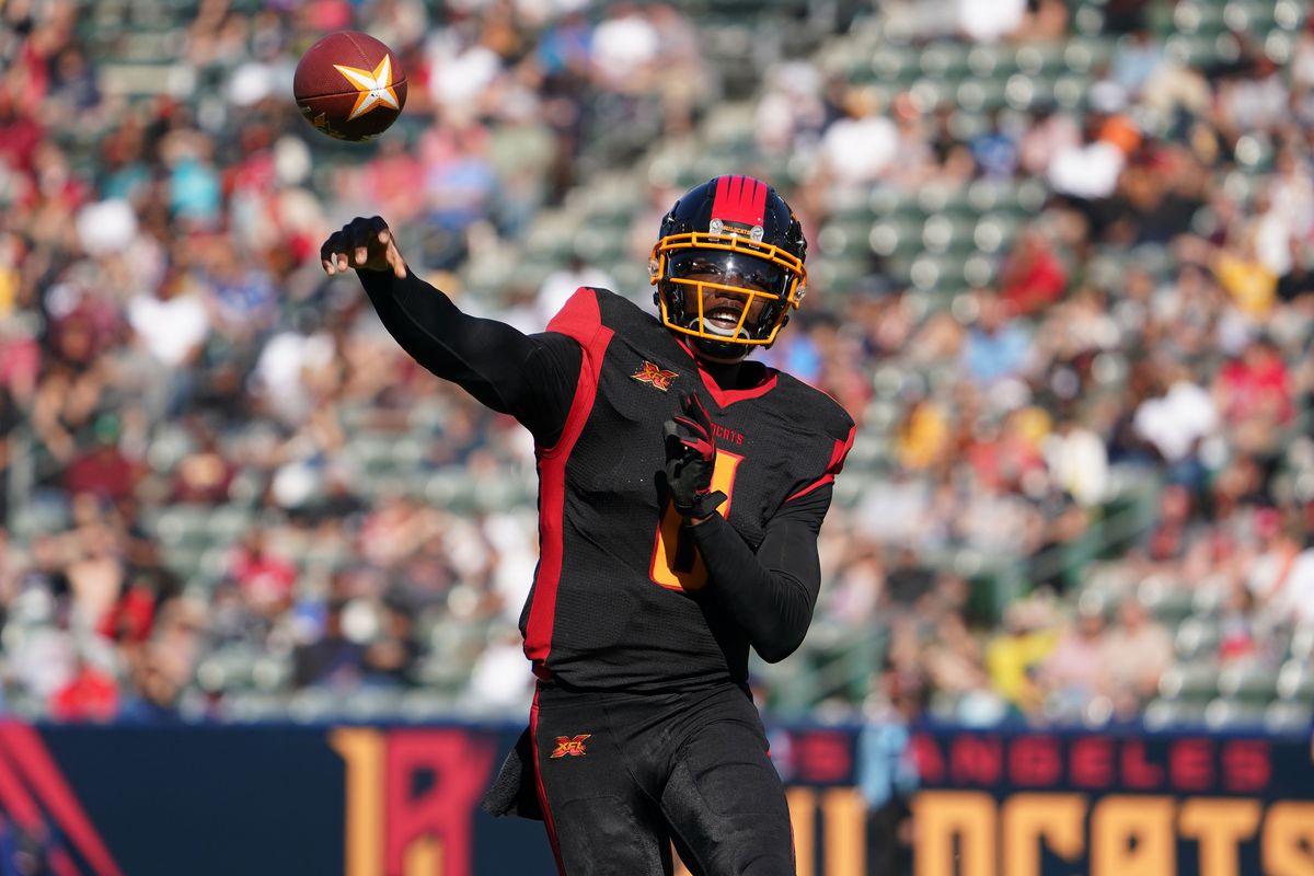 LA Wildcats quarterback Josh Johnson throws the ball in the fourth quarter against the Dallas Renegades at Dignity Health Sports Park. The Renegades defeated the Wildcats 25-18.