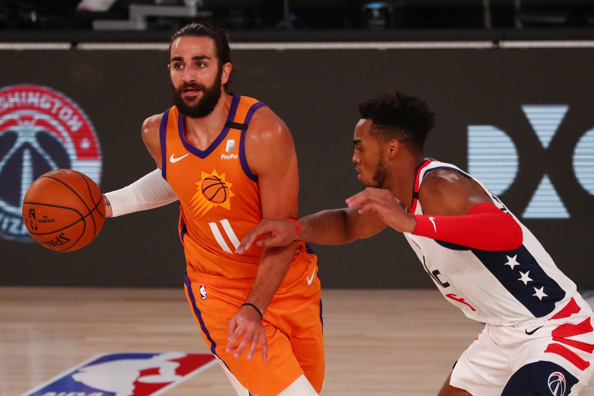 Phoenix Suns v Washington Wizards