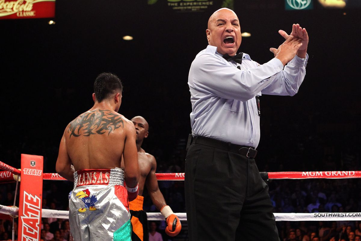Joe Cortez will be the referee for Canelo vs Lopez on Saturday. (Photo by Al Bello/Getty Images)