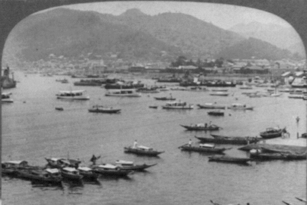 Nagasaki harbor in 1904