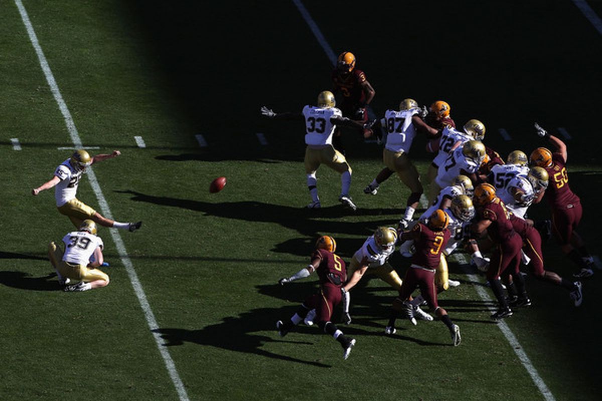 UCLA needs to use the special teams as weapons, not security blankets.  (Photo by Christian Petersen/Getty Images)