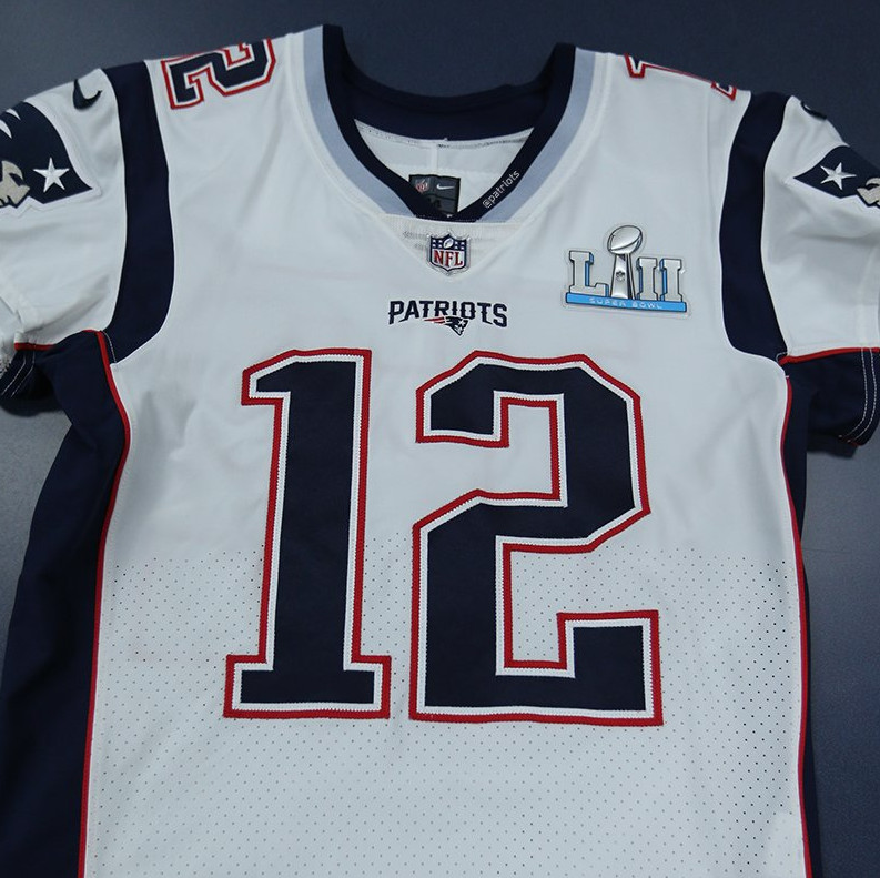 Daily Dose: Does jersey color matter in the Super Bowl?