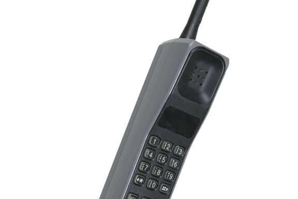 The Motorola DynaTAC 8000 was the first commercially available handheld mobile phone.