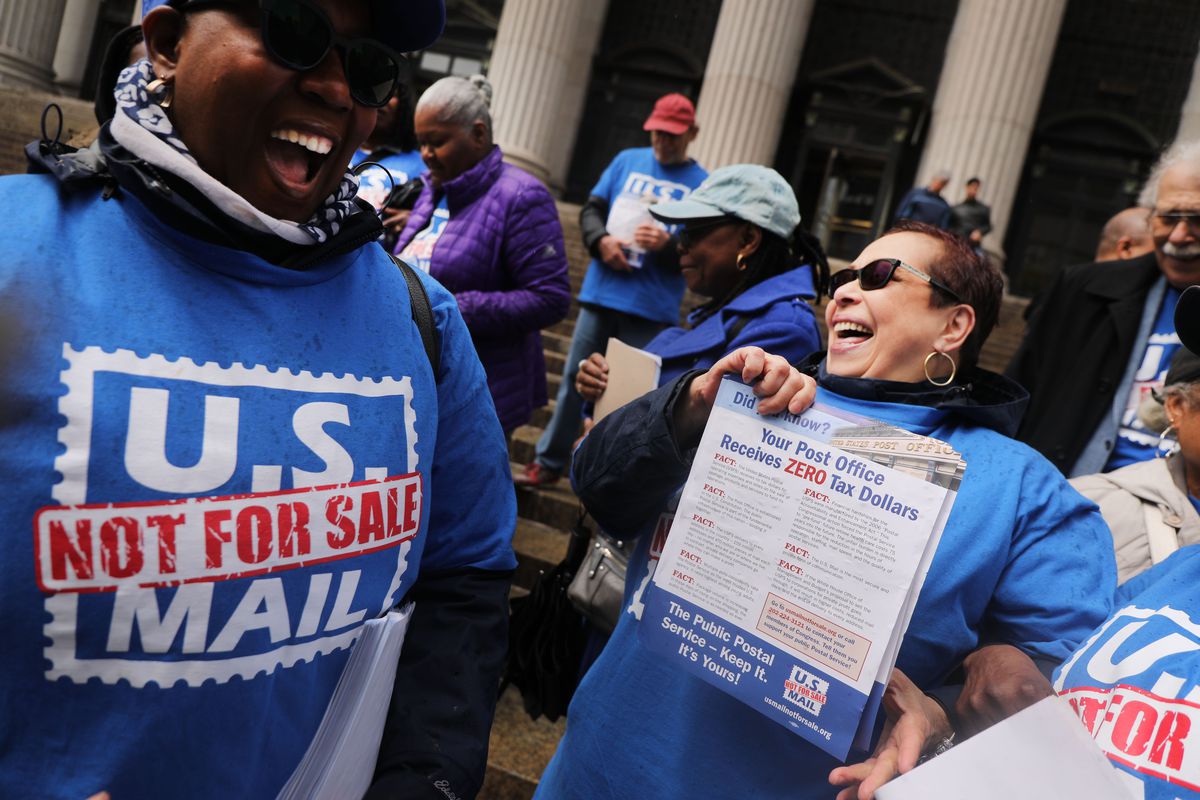 US Postal Service Employees Protest Possible Privatization On Tax Day