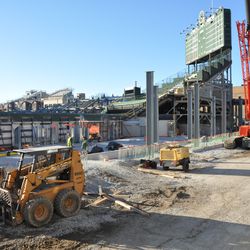 The new vertical steel columns in right center field along Sheffield -