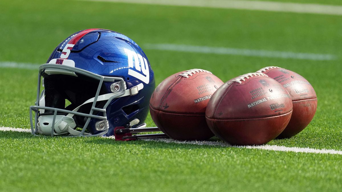 NFL: New York Giants at Los Angeles Chargers