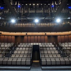 The catwalk at the new Round Theater, which places the stage at the center of a 400-seat audience at the Steppenwolf Theatre Company located at 1650 N. Halsted St. in Chicago, Oct. 25, 2021.