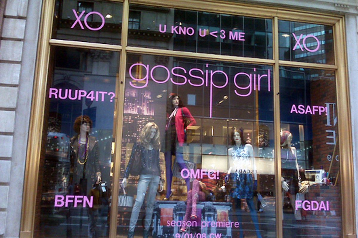 Gossip Girl–themed windows at Henri Bendel in September