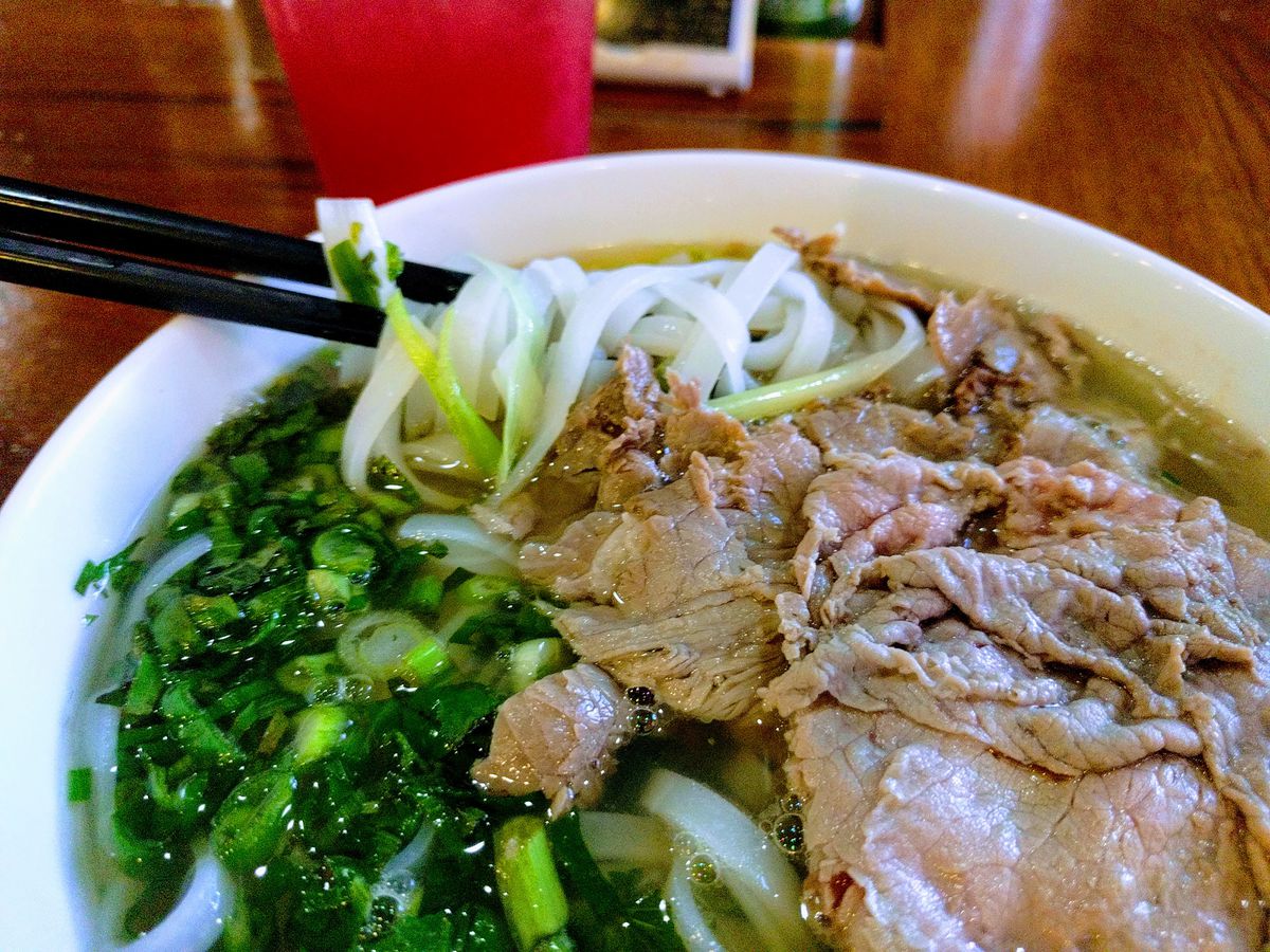 A bowl of beef pho