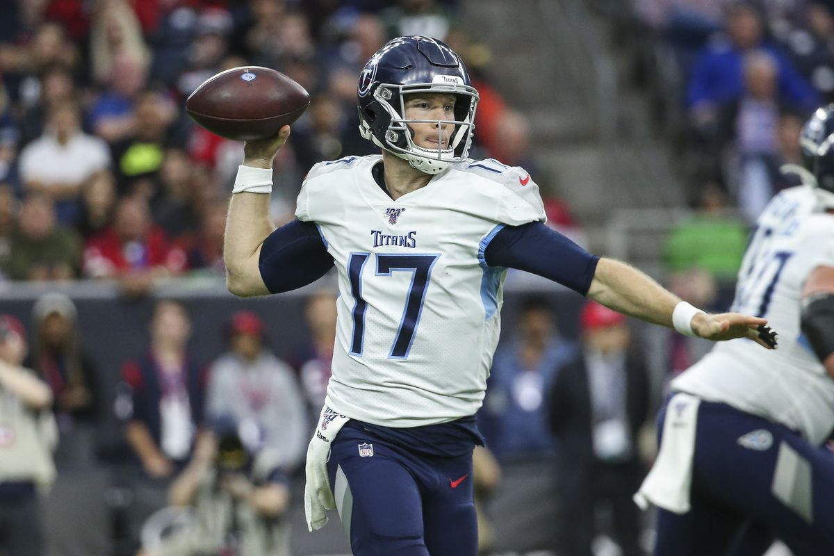Tennessee Titans quarterback Ryan Tannehill attempts a pass during the second quarter against the Houston Texans at NRG Stadium.&nbsp;