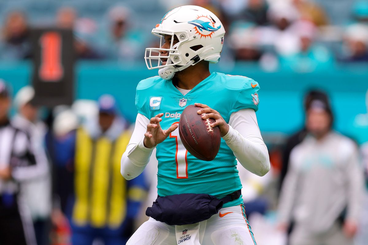 Tua Tagovailoa #1 of the Miami Dolphins looks to pass against the Green Bay Packers during the second half of the game at Hard Rock Stadium on December 25, 2022 in Miami Gardens, Florida.
