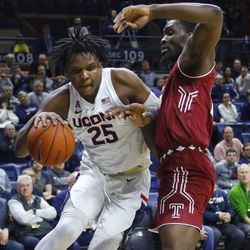 The Temple Owls take on the UConn Huskies in a men’s college basketball game at Gampel Pavilion in Storrs, CT on March 7, 2019.