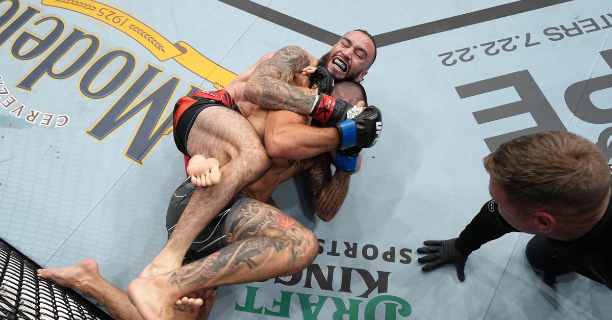 Résultats de l’UFC Long Island: Shane Burgos décide Charles Jourdain dans une guerre de va-et-vient sauvage