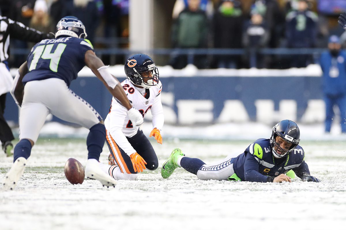 The Bears held Seahawks quarterback Rusell Wilson (3) to 49 passing yards in the second half in a 25-24 victory Sunday at Lumen Field. 