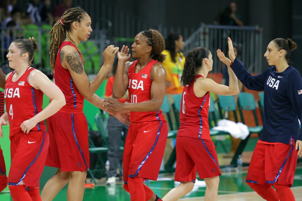 Olympics: Basketball-Women's Team-Preliminary Round ESP vs USA