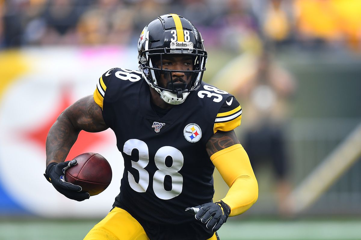 Jaylen Samuels of the Pittsburgh Steelers in action during the game against the Baltimore Ravens at Heinz Field on October 6, 2019 in Pittsburgh, Pennsylvania.