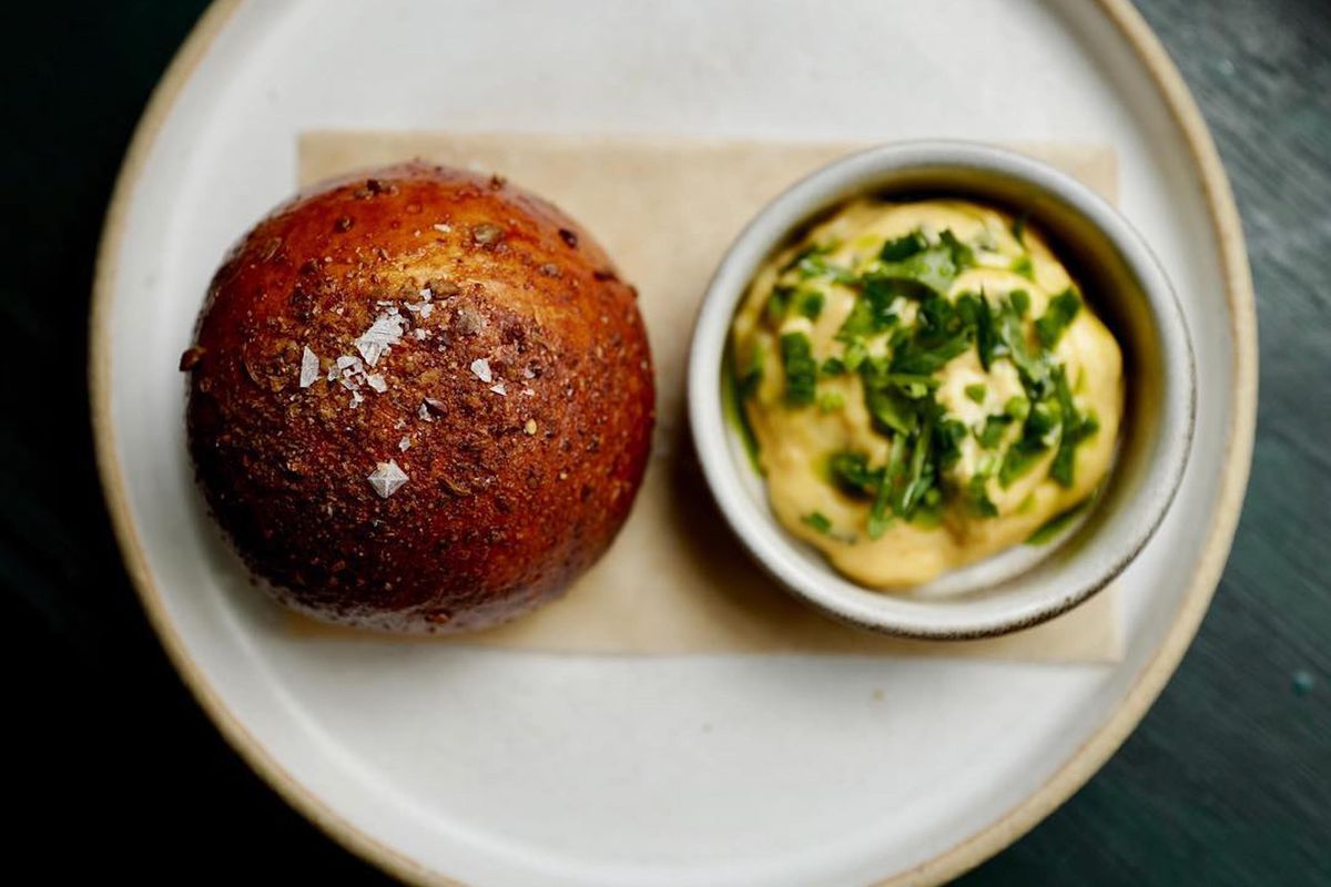 Guy Ritchie’s new London pub Lore of the Land gets a restaurant review
