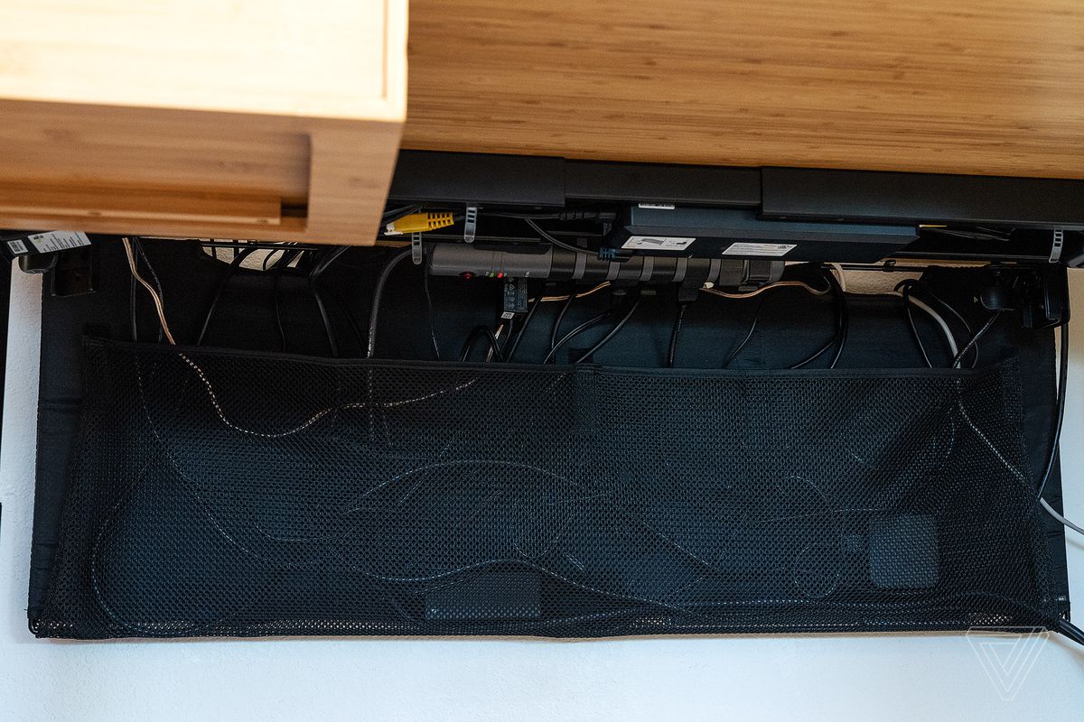 These privacy panels have built-in pockets for cables.