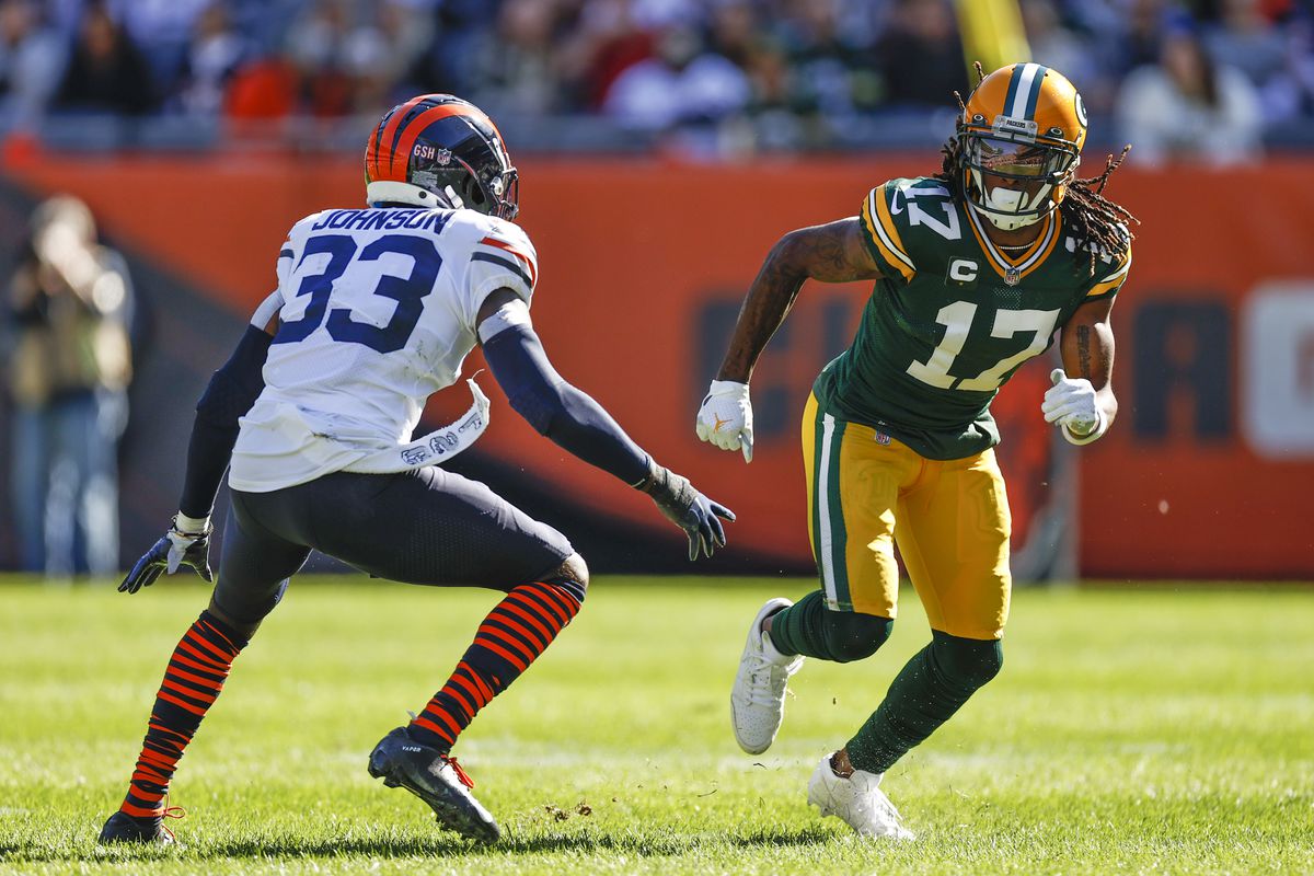Bears second-year cornerback Jaylon Johnson (33, covering Packers receiver Davante Adams) has earned the role of covering the oppositions No. 1 receiver. 