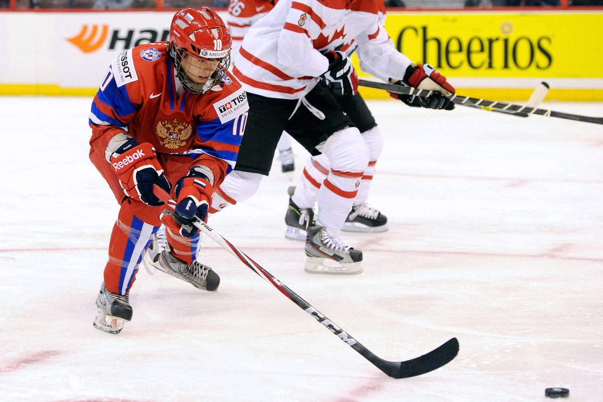 2013 IIHF Womens World Championships - Semifinals - Russia v Canada