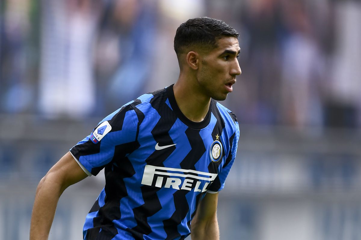 Achraf Hakimi of FC Internazionale in action during the...