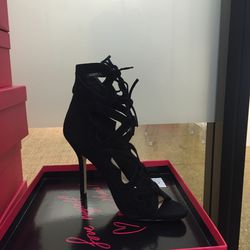Isa Tapia heels, $75