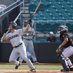 The UConn Huskies take on the Washington Huskies in the sixth game of the Conway Regional during the 2018 NCAA Baseball Tournament at Springs Brook Stadium in Conway, SC on June 3, 2018.