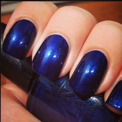 I'm feeling adventurous so I've decided to go with an ultra modern blue shade for my mani.