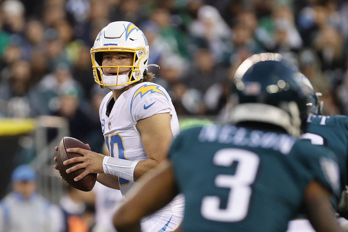 Quarterback Justin Herbert #10 of the Los Angeles Chargers looks to pass against the Philadelphia Eagles in the first quarter at Lincoln Financial Field on November 07, 2021 in Philadelphia, Pennsylvania.